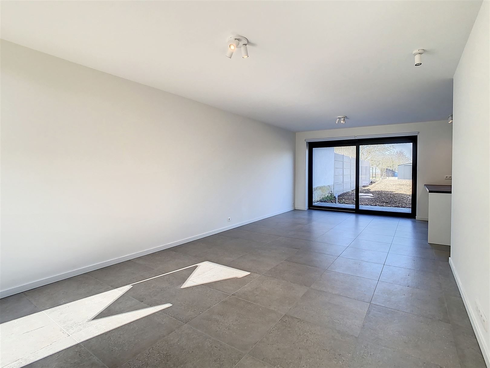 Mooie instapklare woning, 3 slpks, tuin, terras, garage foto 11