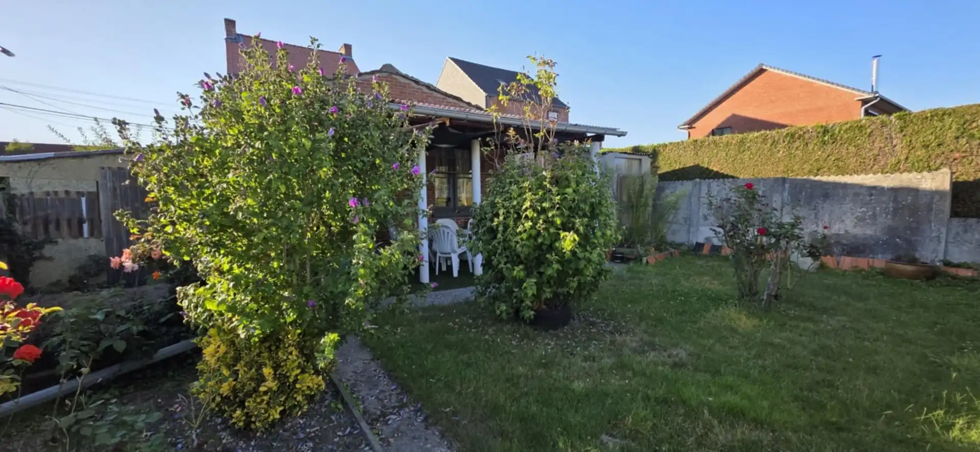 Renovatiewoning met veel potentieel foto 12