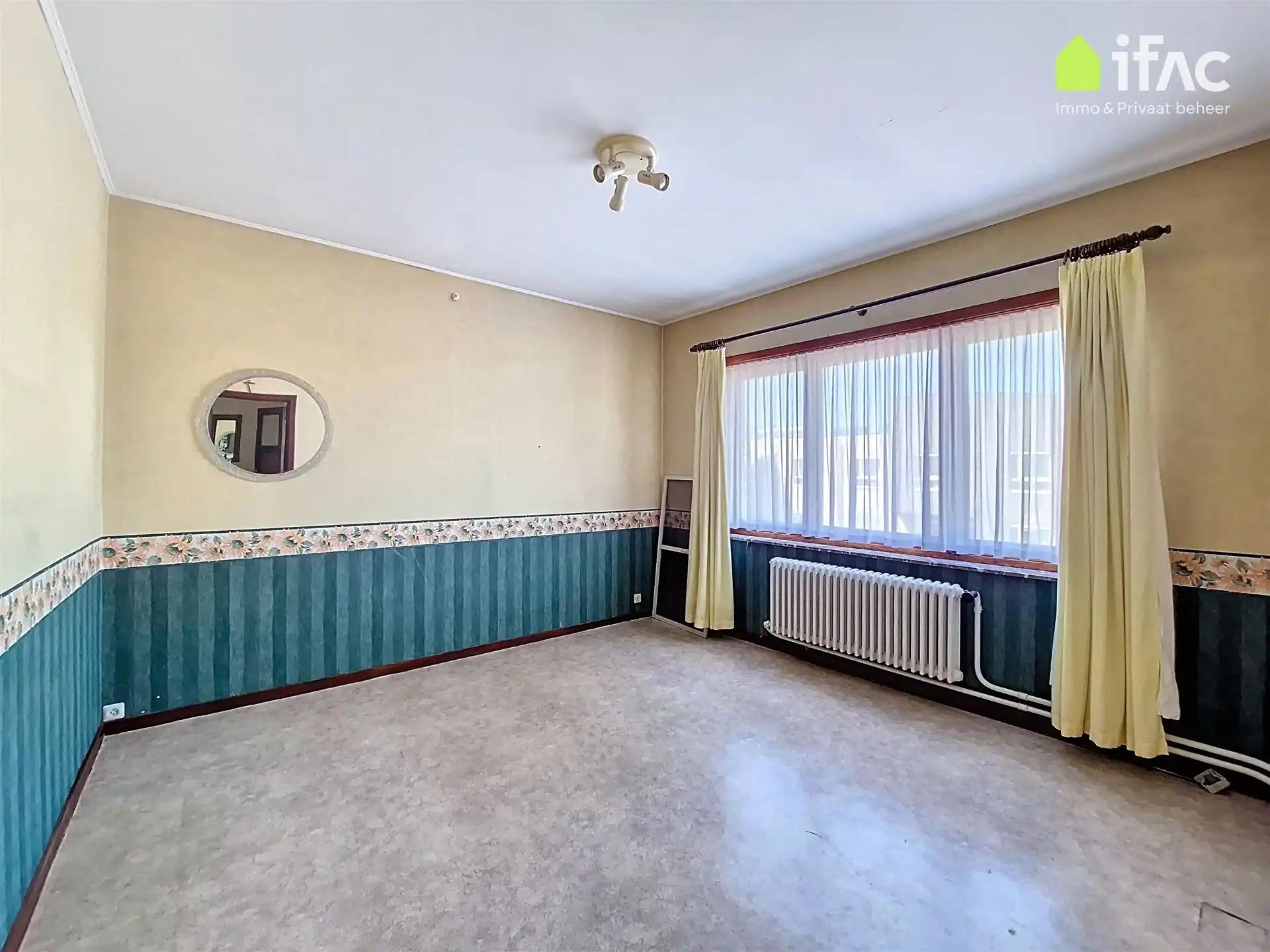 Stevige 3-gevel, 5 slpks, dubbele garage, centrum, ±17are foto 27