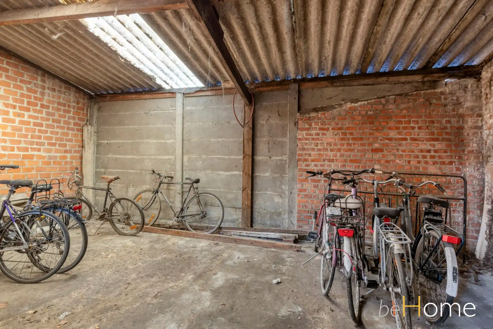 🏗️ Unieke investeringsopportuniteit met veel potentieel in hartje Merchtem foto 5