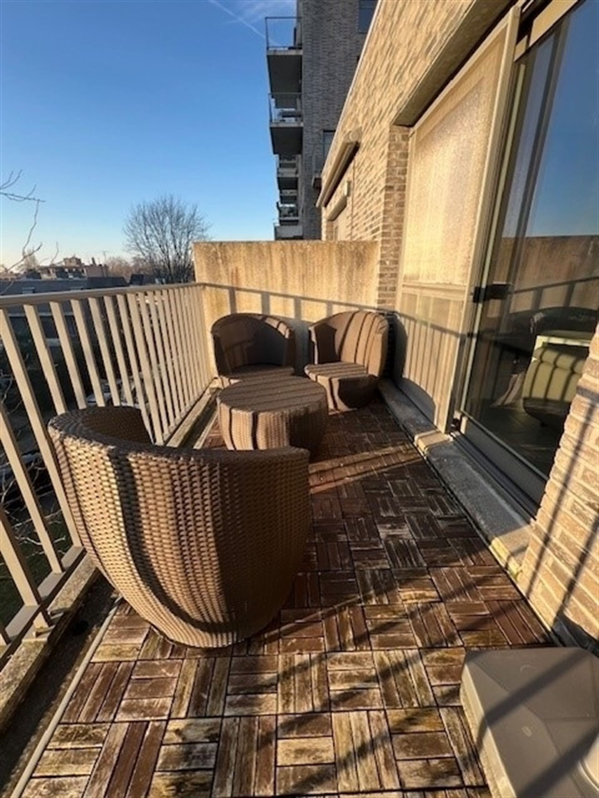 Appartement met autostaanplaats en zonnig terras foto 3