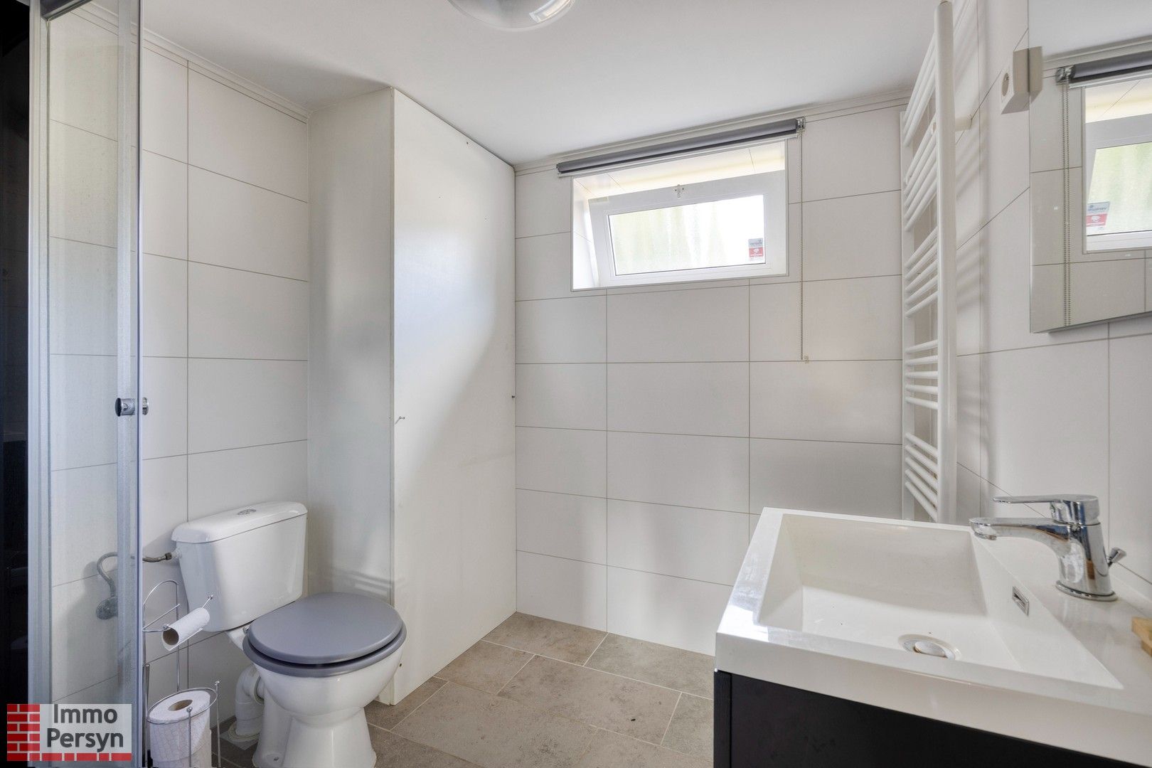 Grotendeels gerenoveerde woning met ruime tuin op 17a75ca foto 19