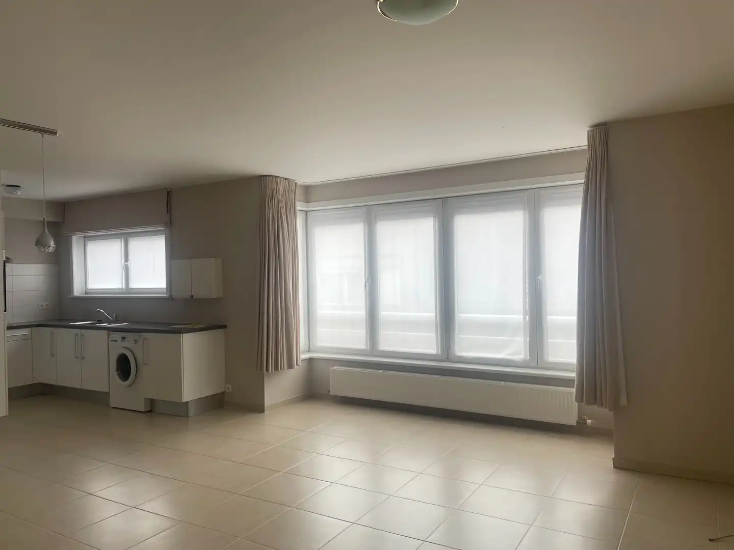 Woonappartement nabij de markt in Heist foto {{pictureIndex}}