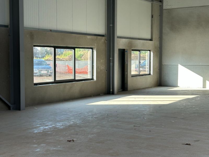 KMO-UNIT van 600 m² gelegen op TOPLOCATIE – nabij E-40 – afrit Erpe Mere foto 6