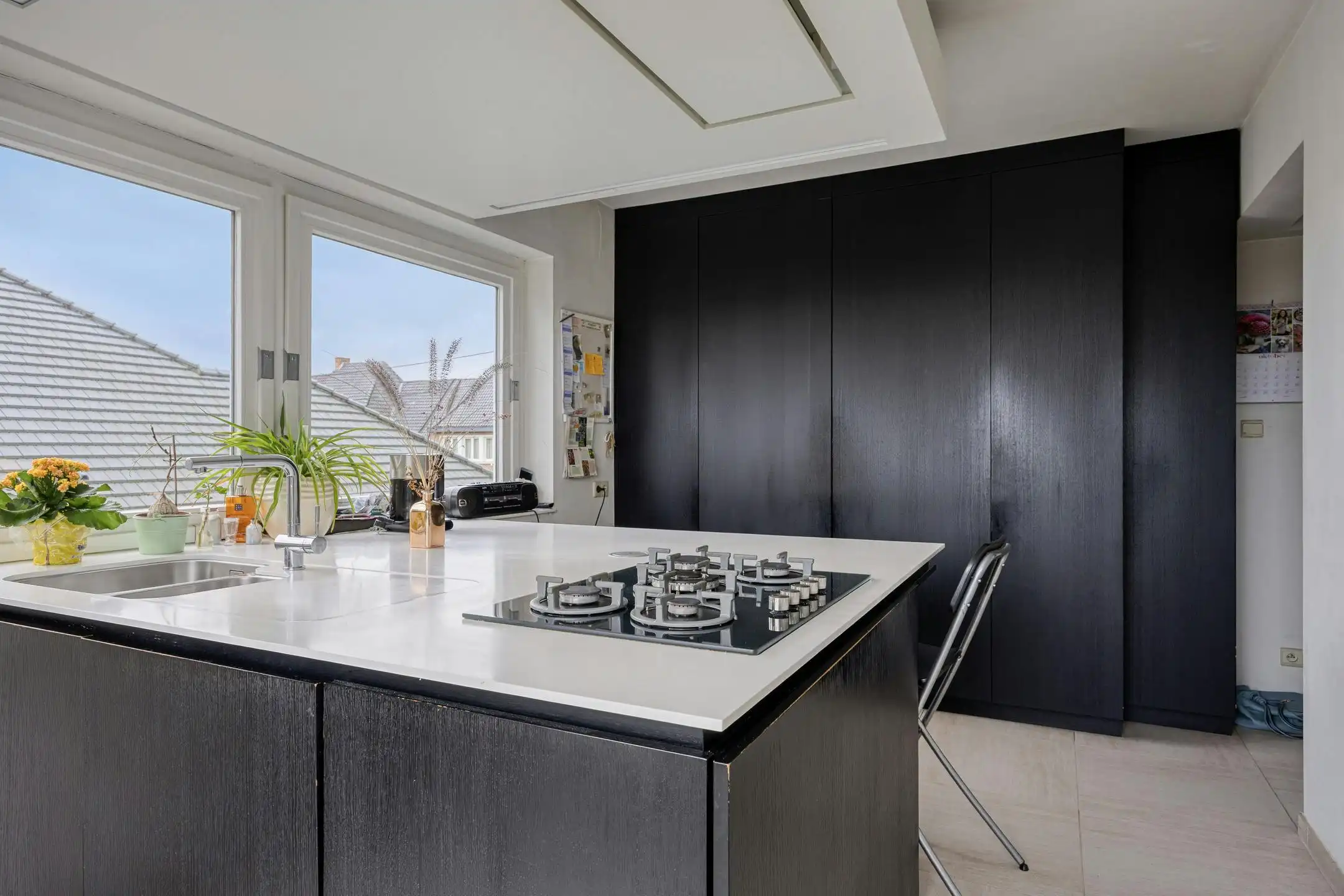 Ruime woning met tuin en handelsruimte of kantoor op glvl foto 9