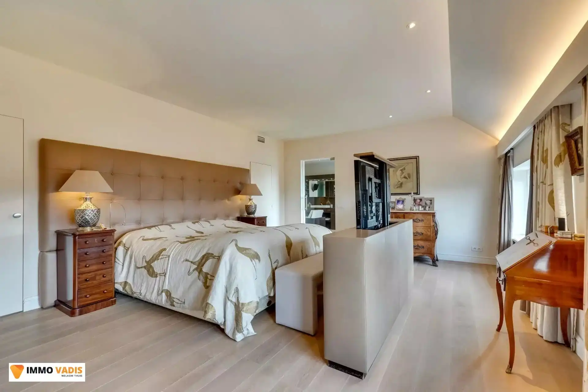 Exclusief penthouse van 315 m² in hartje Tongeren, foto 12