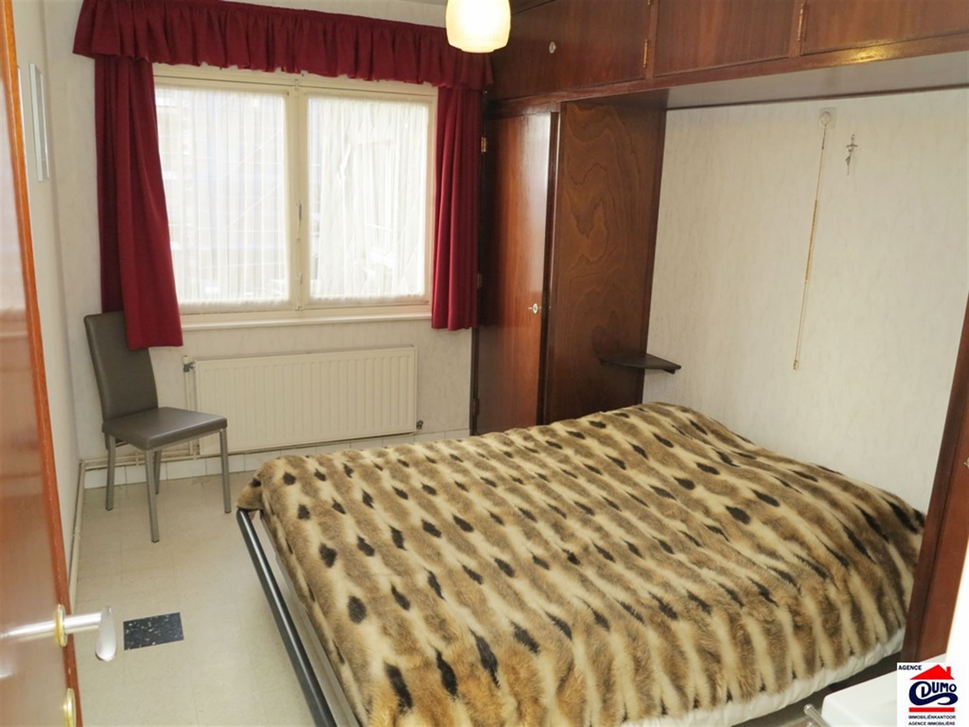 Gemeubeld appartement met twee slaapkamers foto 17