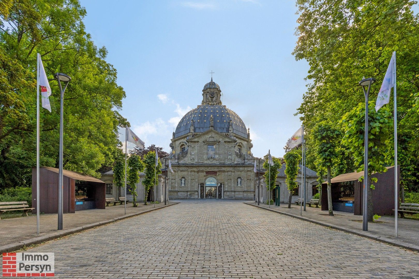 Droomlocatie aan de Basiliek: Woon- en Handelspand met Ongekend Potentieel! foto 3