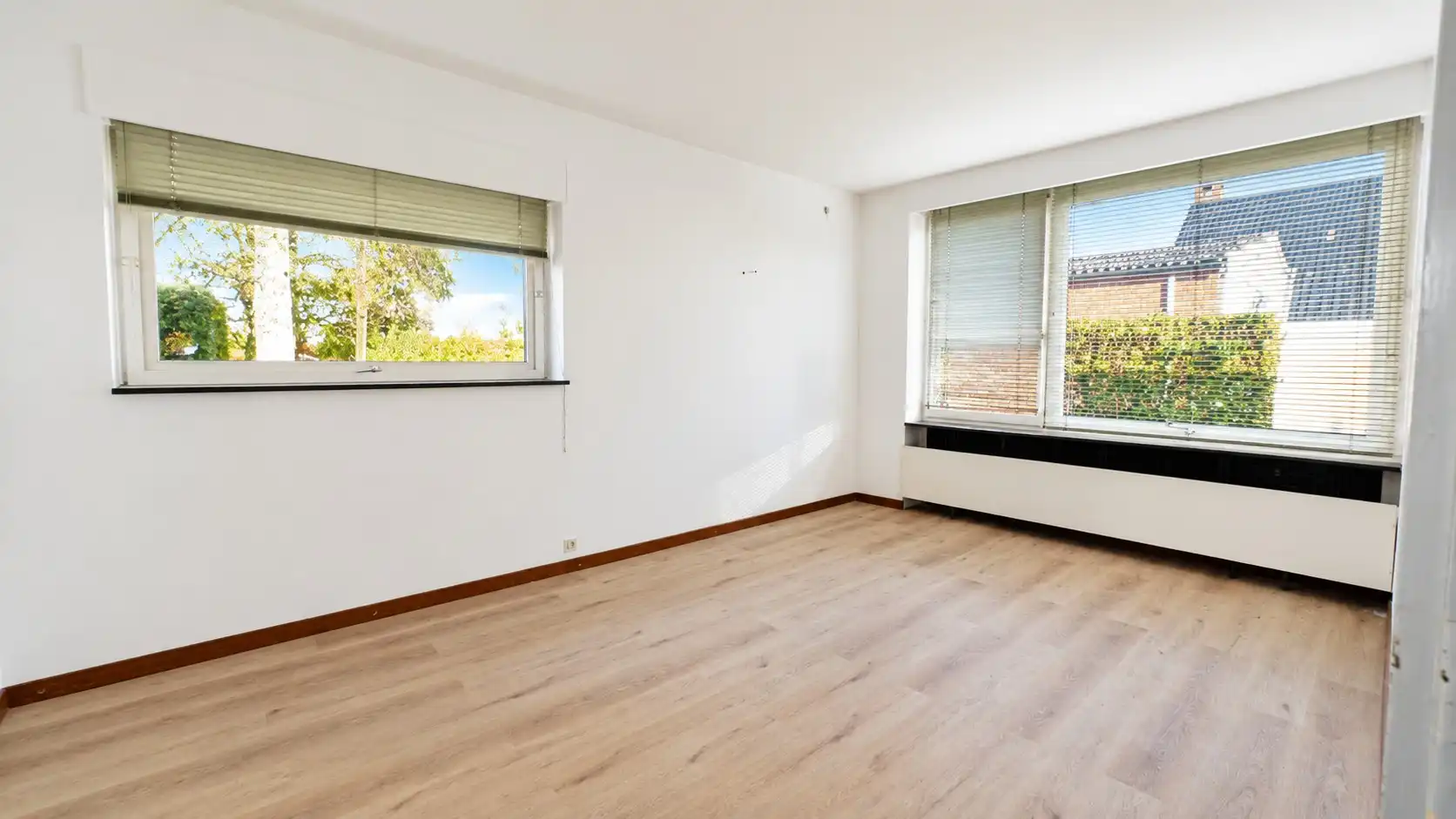 Ruime vrijstaande woning met prachtige tuin, zonnig terras en inpandige garage te Waasmunsterse Steenweg – Sint-Niklaas, richting Waasmunster foto 9