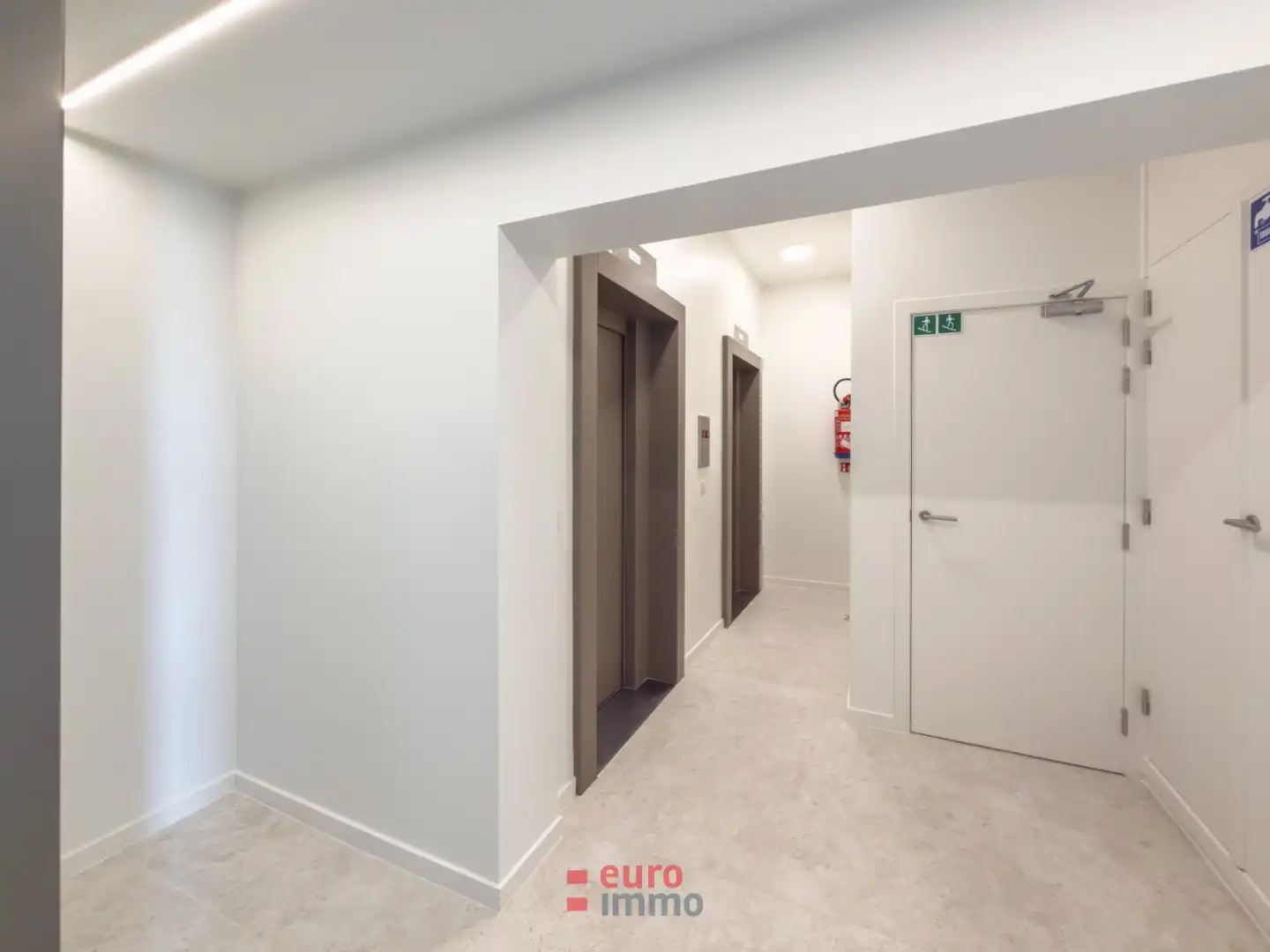 Uniek zeedijkappartement met adembenemende zichten op de 15e verdieping foto 32