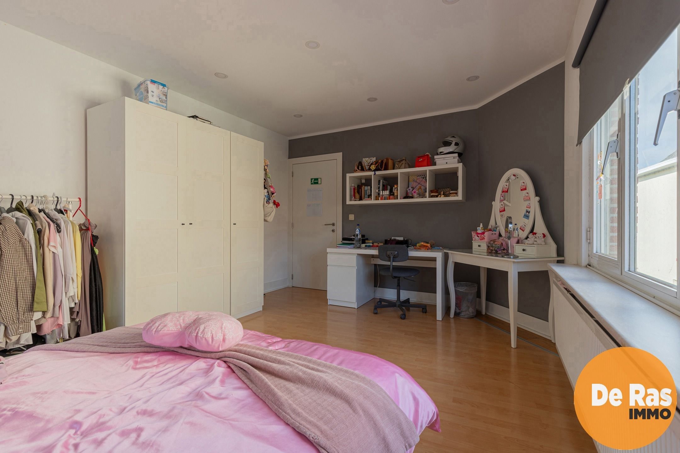 OORDEGEM - Instapklare woning met 4 kamers op goede locatie foto 19