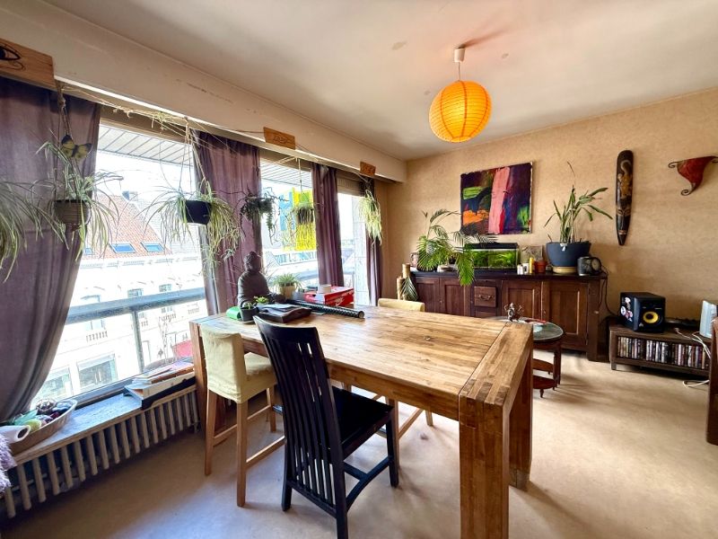 Ruim appartement met 2 slaapkamers en overdekt terrasje foto 6