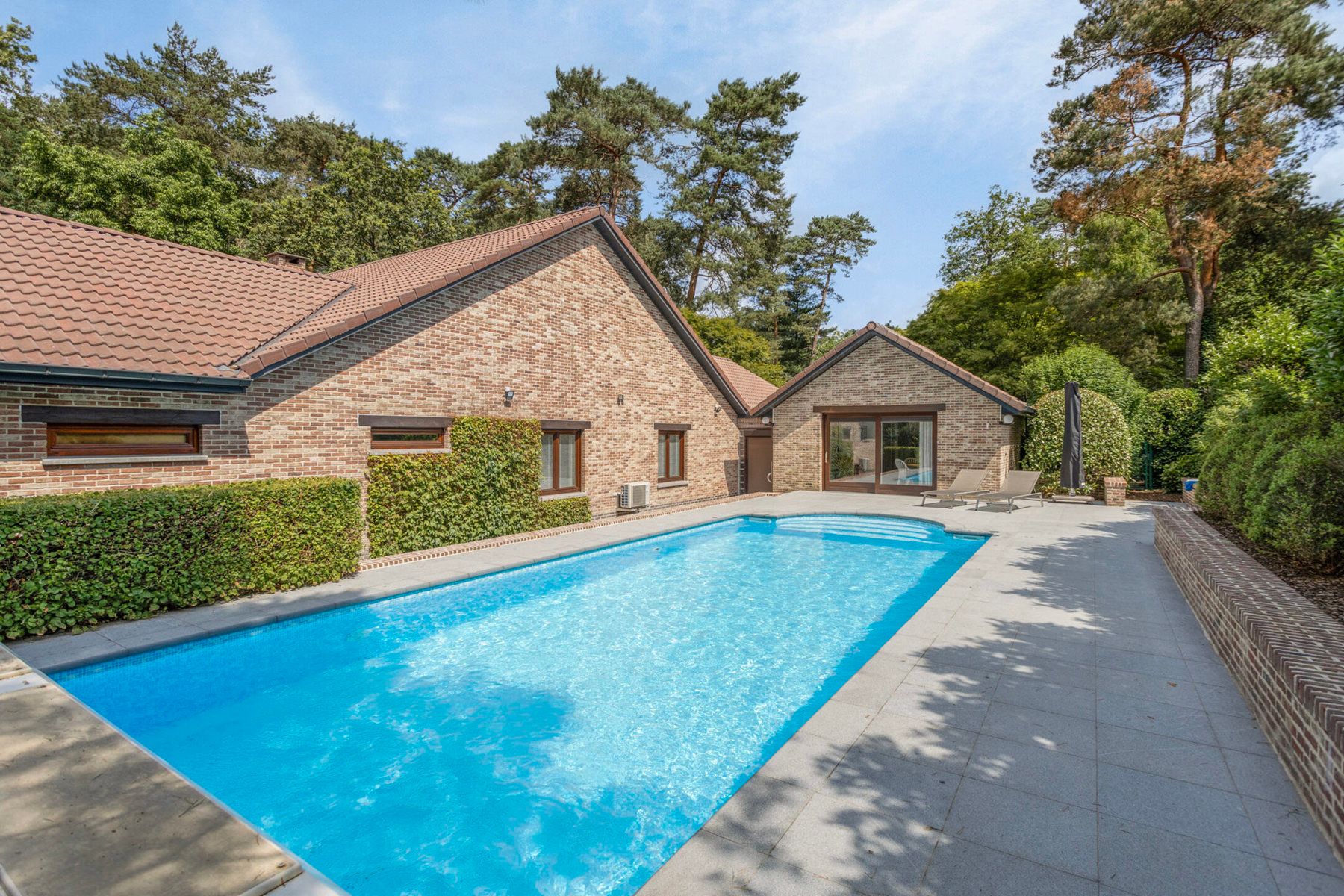Exclusieve villa met zwembad op 2.865 m² te KEERBERGEN foto 2