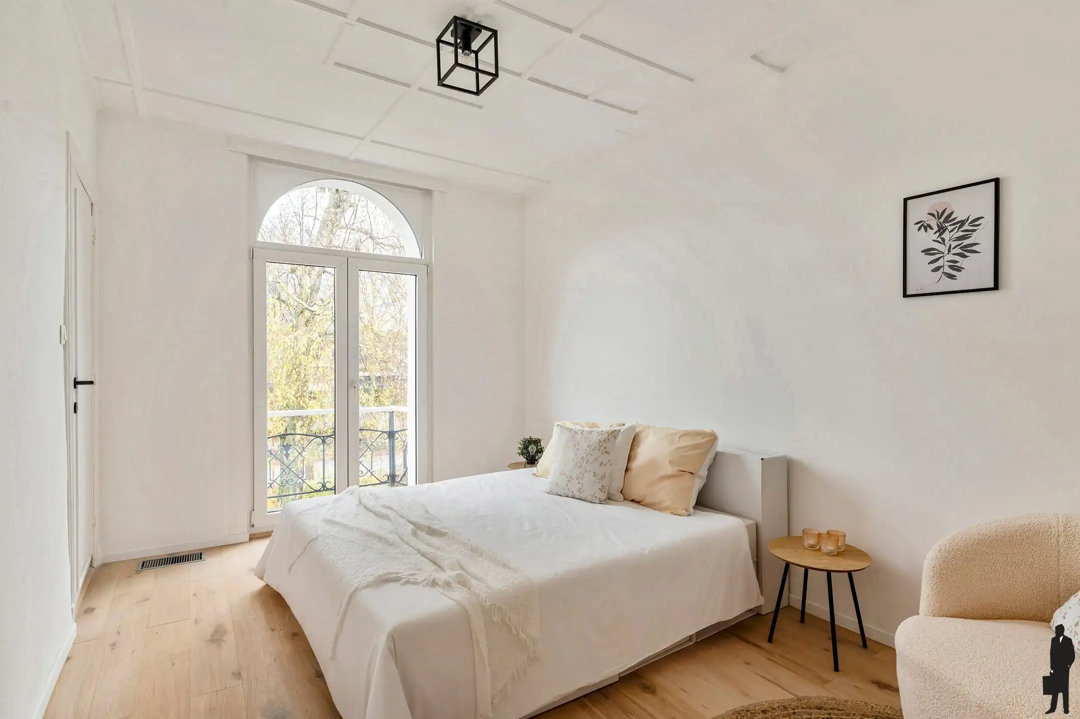 Gerenoveerde woning op ca. 520m2 met 3 slaapkamers en bureau foto 16