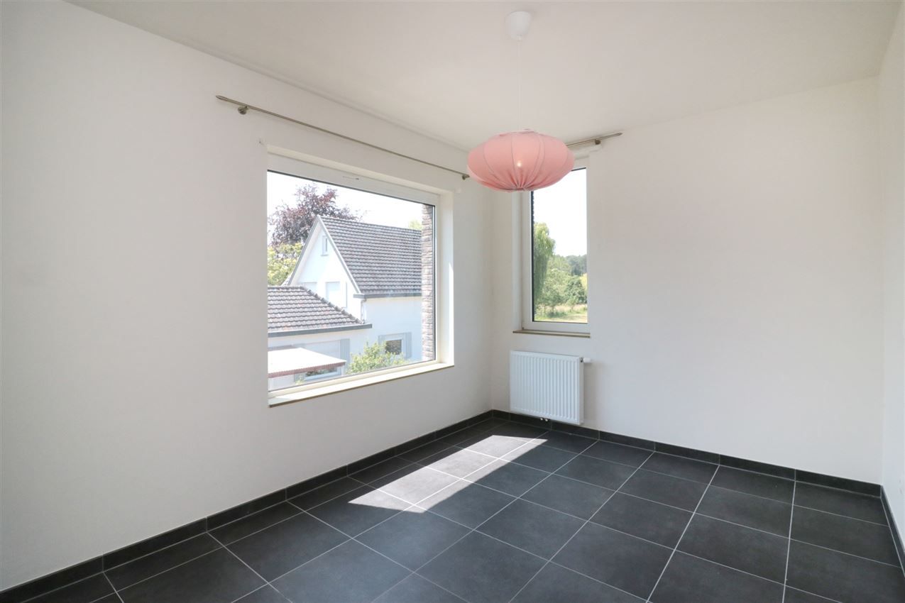 3 appartementen en 4 autostaanplaatsen foto 40