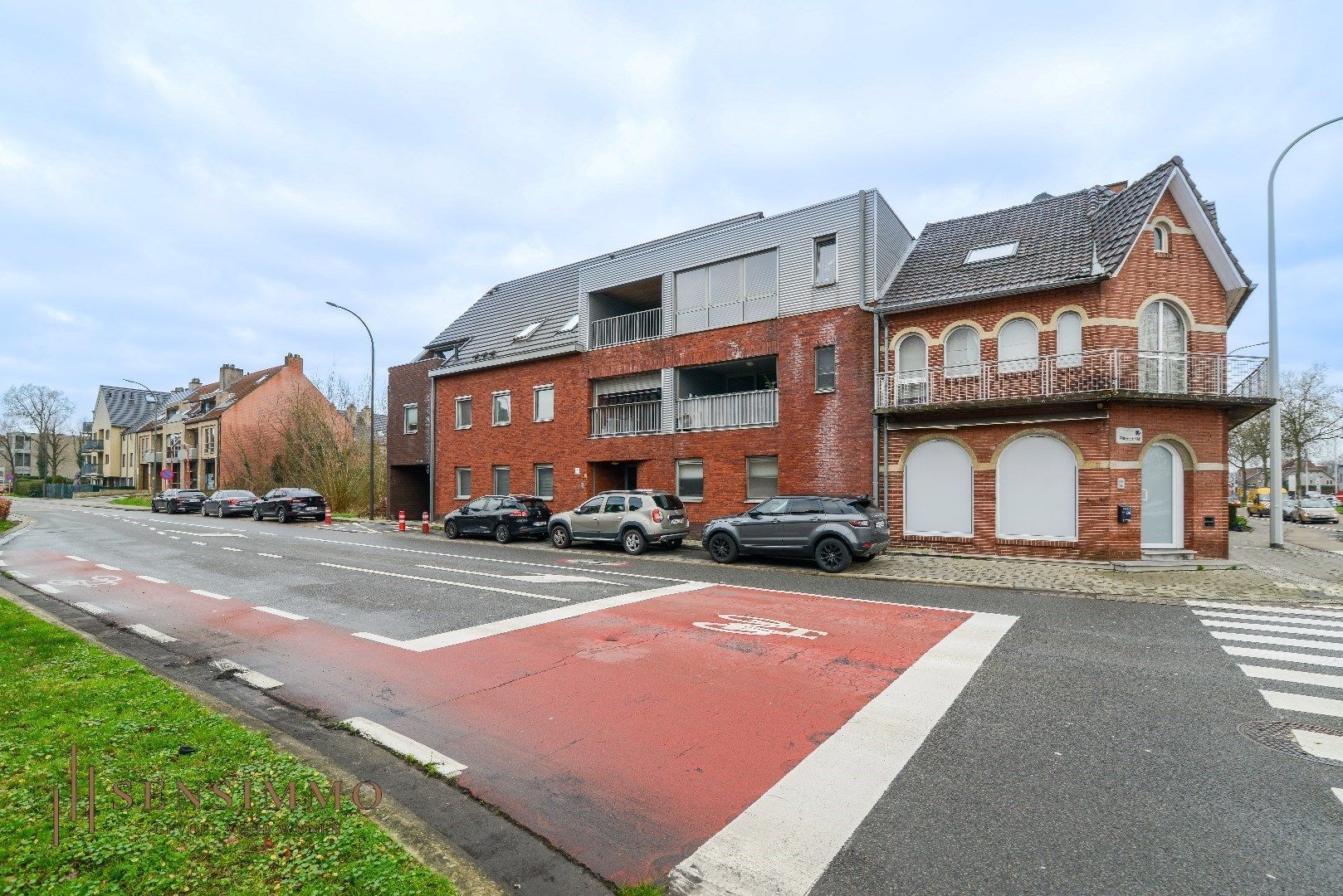 Ruim 2 slaapkamerappartement met privé terras, parking en kelderberging! foto 7