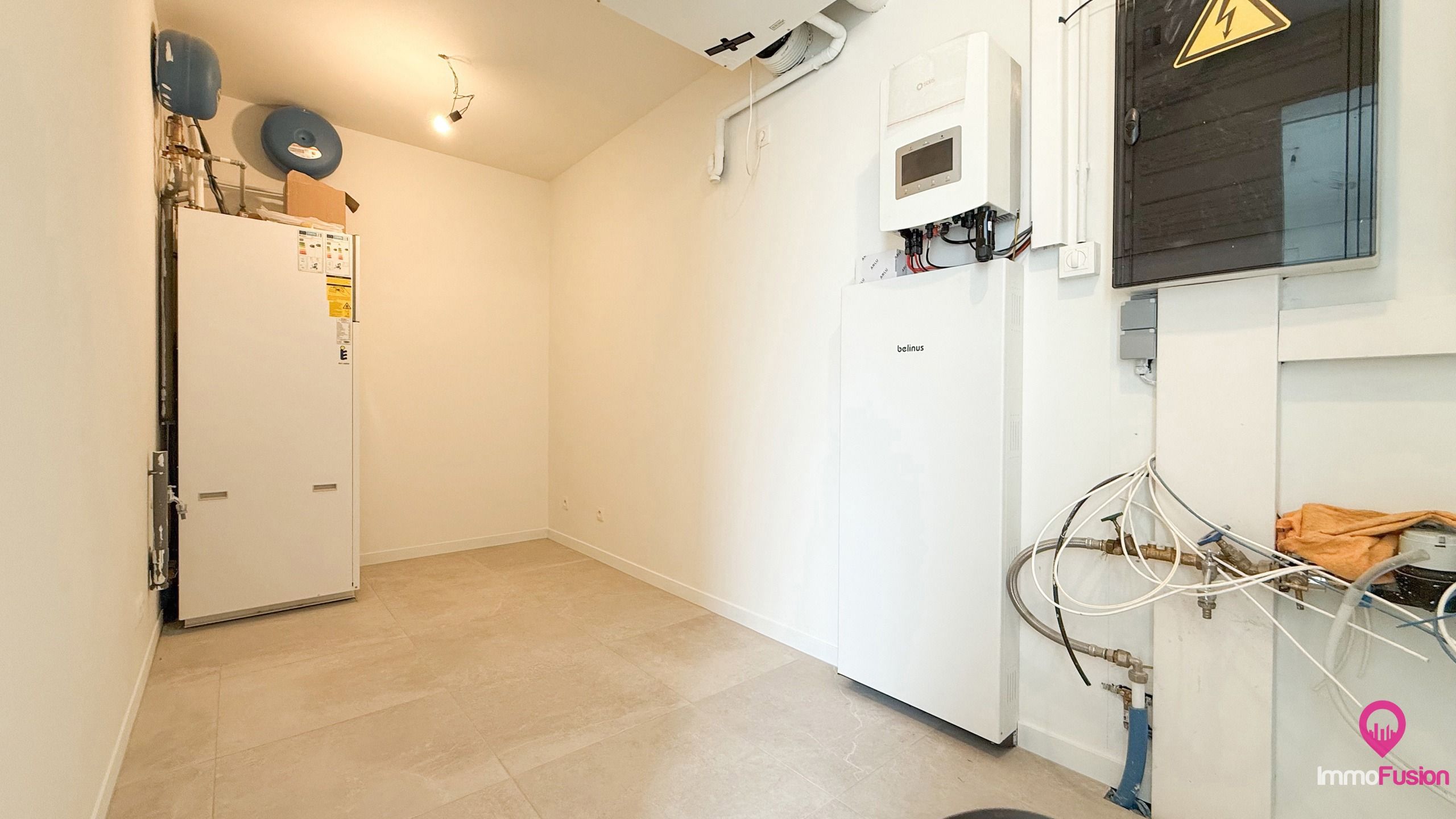 Hoogwaardig afgewerkte woning met industriële look! foto 14