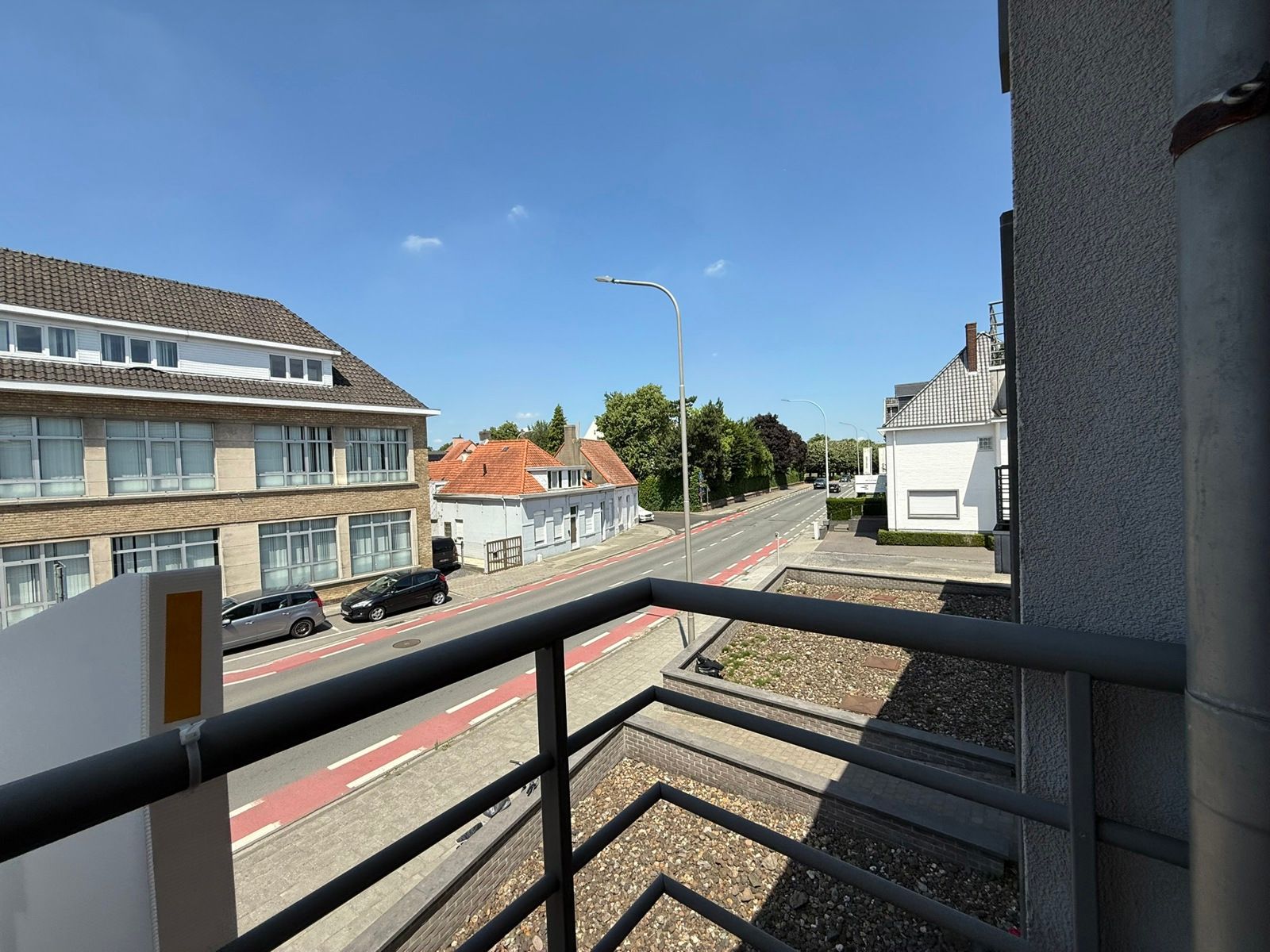 Appartement met terras en autostaanplaats  foto 12