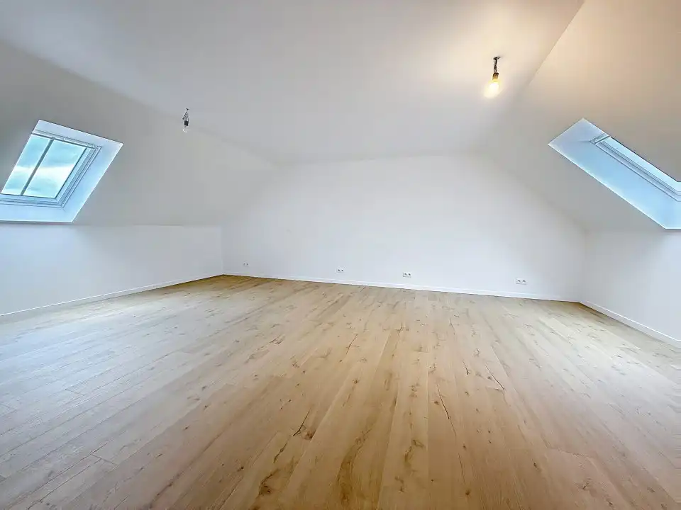 Ruime nieuwbouwwoning met tuin, carport en extra bergruimte foto 10