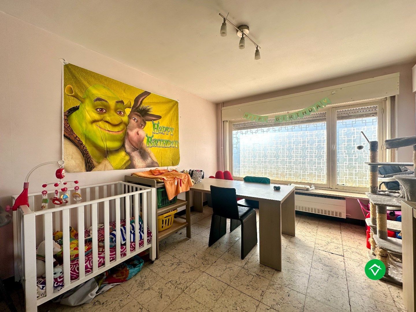 Ruime gezinswoning op perceel van 1126 m²  - tal van mogelijkheden! foto 6