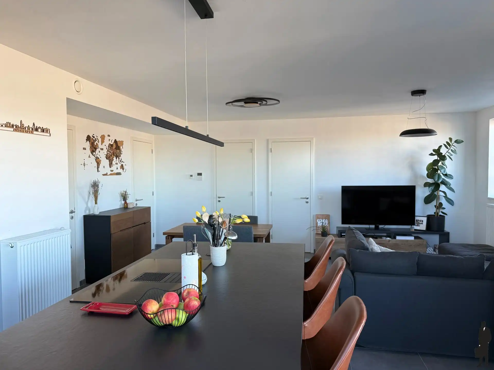 Lichtrijk 2-slaapkamerappartement met terras foto 4