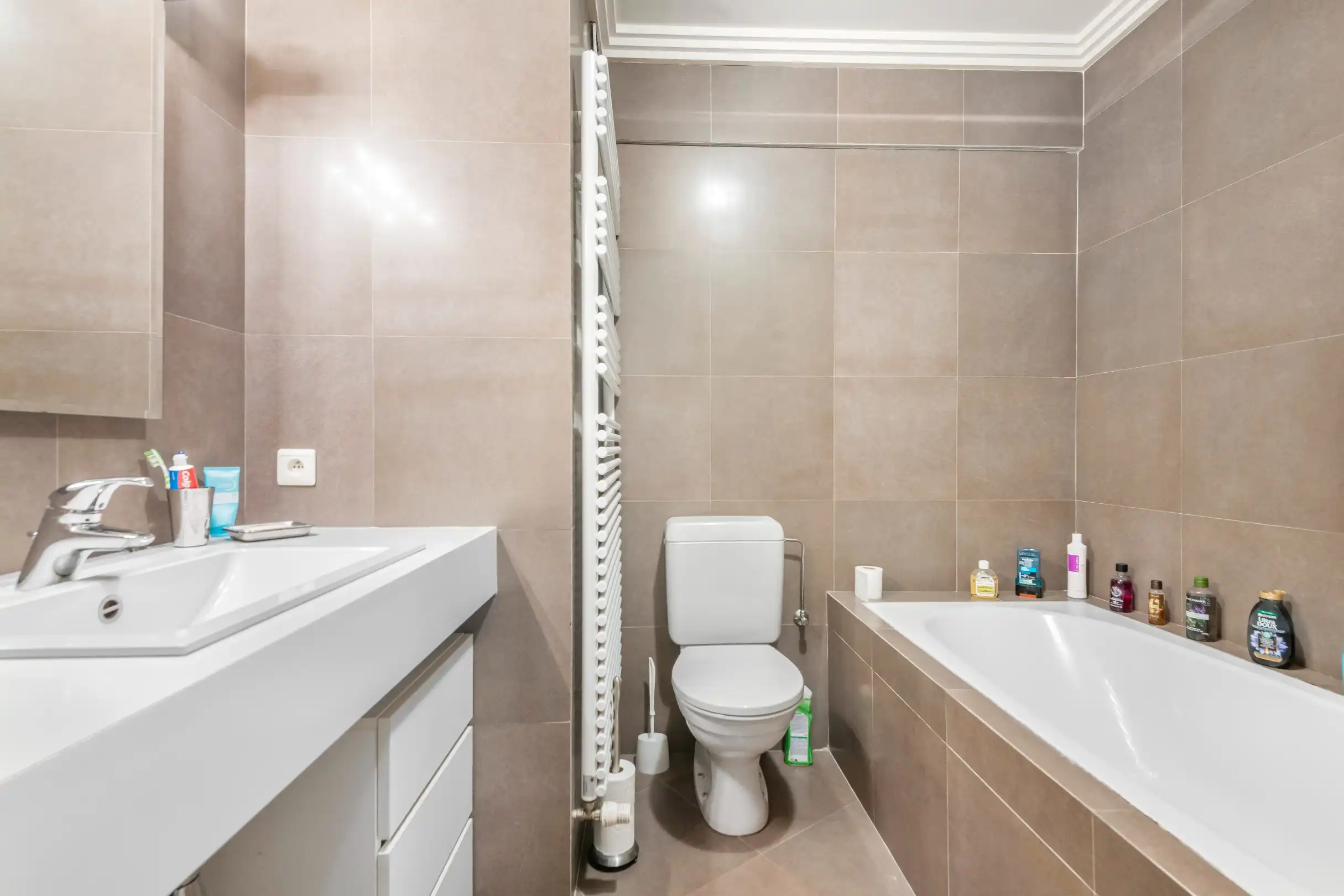 Verzorgd, zuidgericht  gemeubeld appartement gelegen vlakbij de Lippenslaan en de Dumortierlaan foto 13