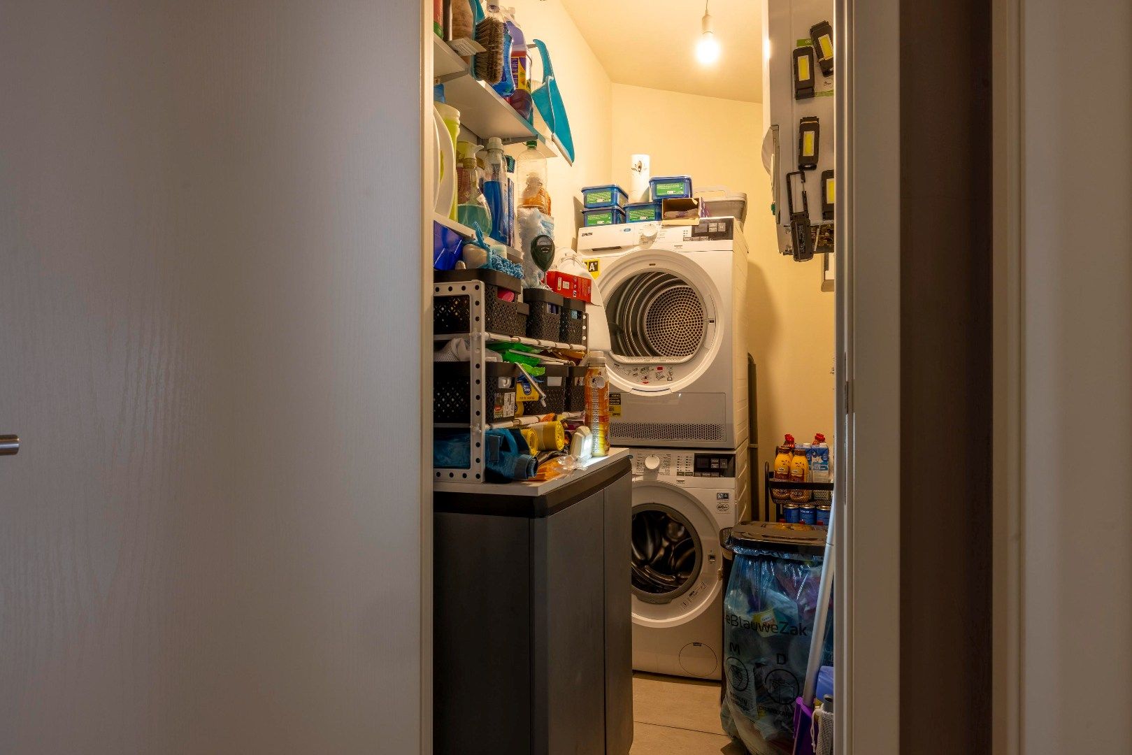 Instapklaar 2 slk app met balkon én inclusief garage foto 13