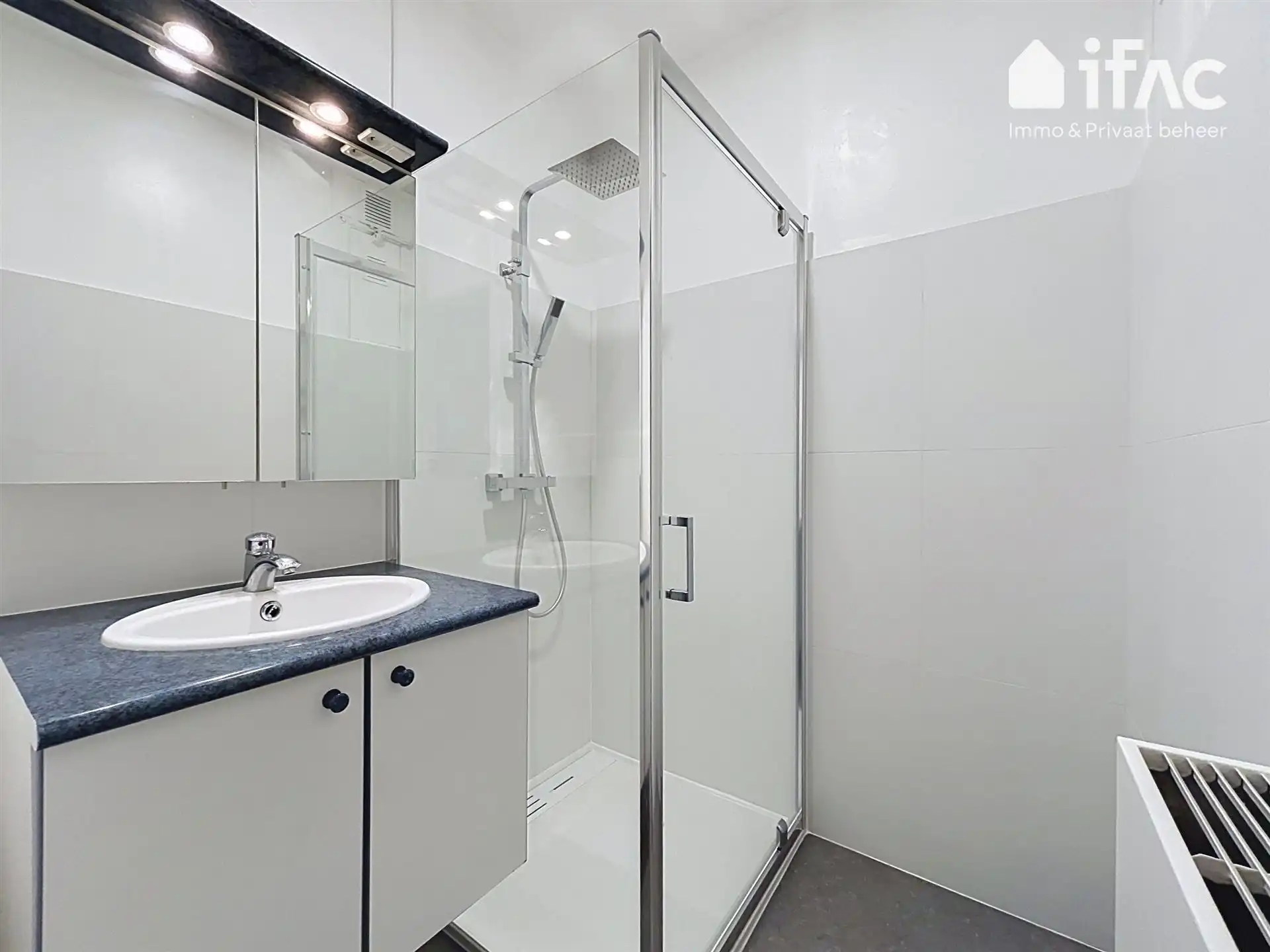 Gezellig appartement met staanplaats foto 7