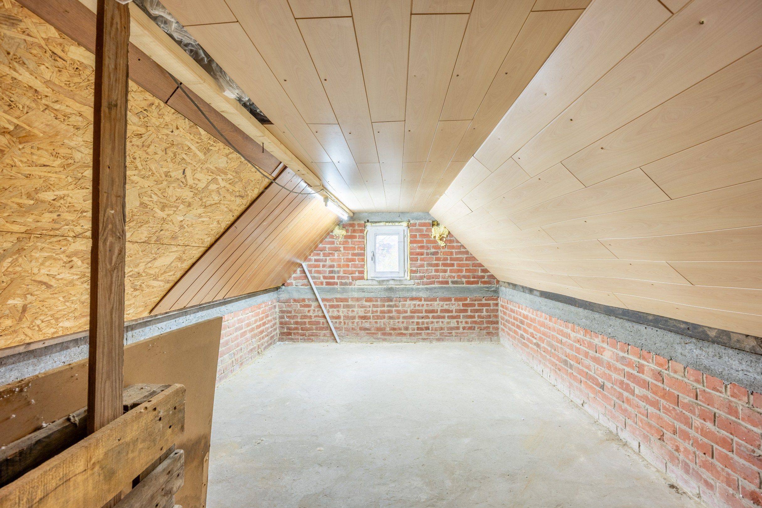 RUIME WONING IN KRUISHOUTEM foto 13