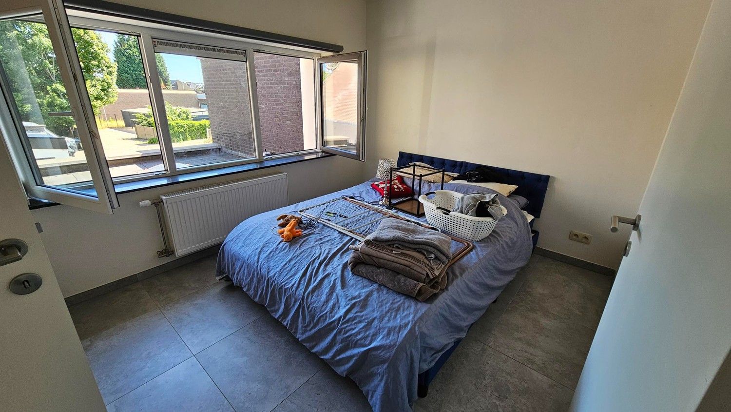 Mooi modern appartement in Maasmechelen foto 4