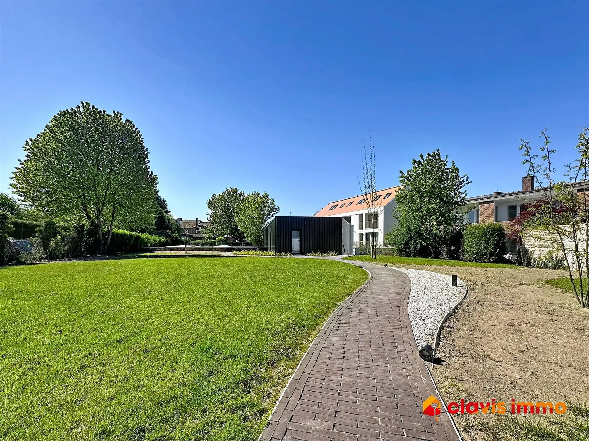 gelijkvloerse verd. + tuin foto 11