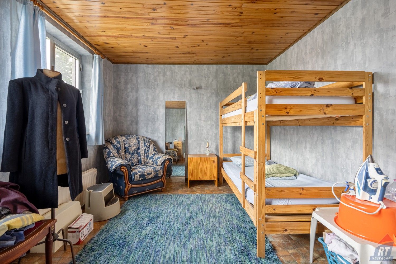 Charmante woning met zwembad op toplocatie in Sint-Truiden foto 14