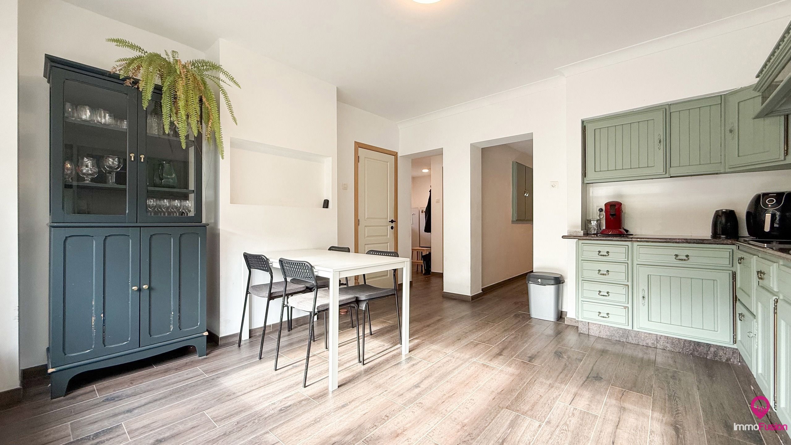 Instapklare woning met charme, 3slpk en grote tuin! foto 14