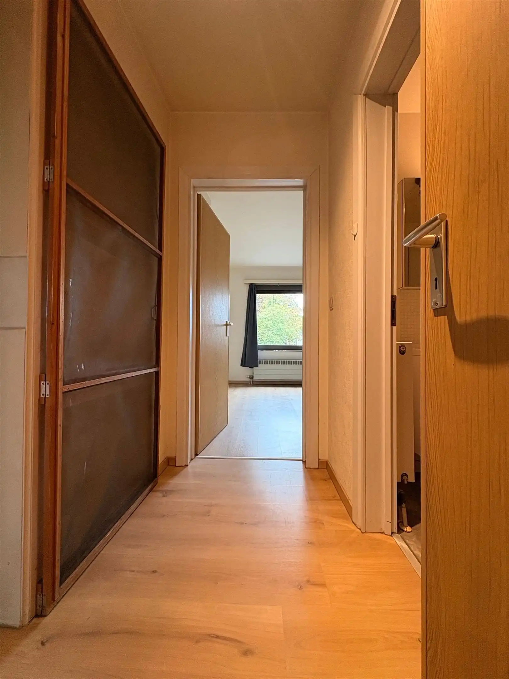 Aangenaam 1-slaapkamerappartement met terras in het centrum van Baasrode foto 7