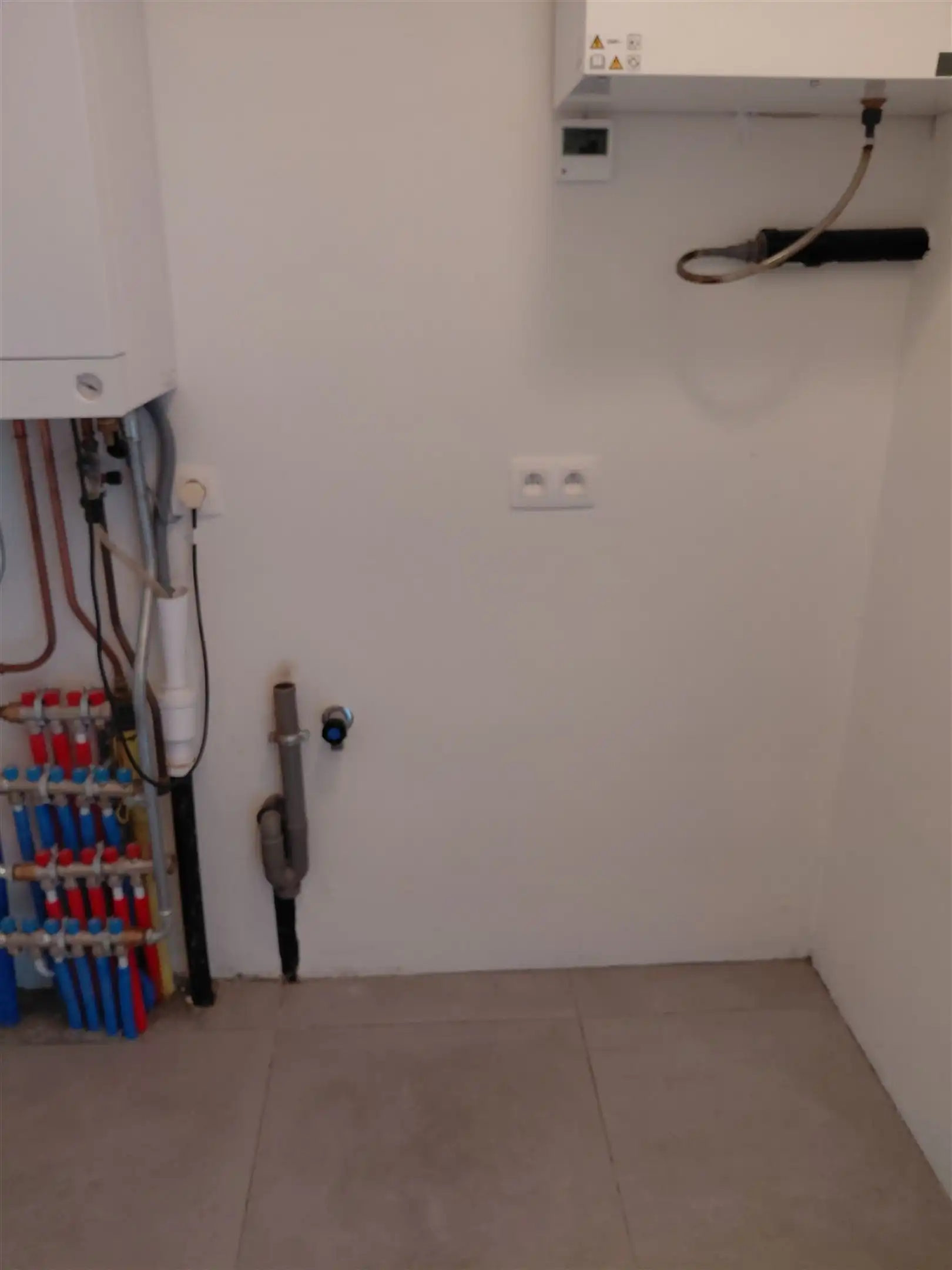 TE HUUR: Appartement met 2 slaapkamers te Boekt! foto 11