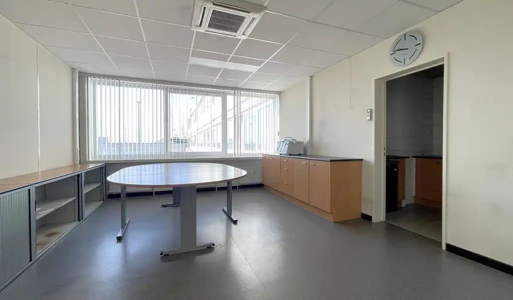 Kantoorruimte te huur in Maritime House foto 8