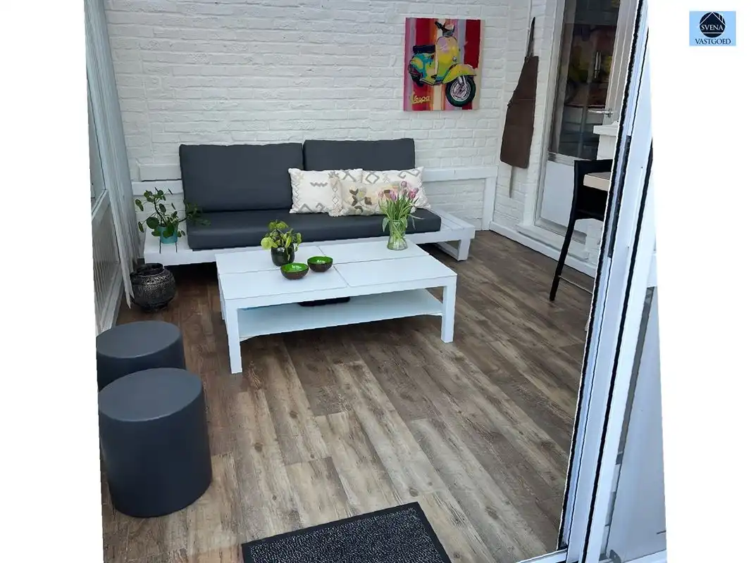 ZEER GOED GELEGEN, MOOIE WONING MET GARAGE foto 14