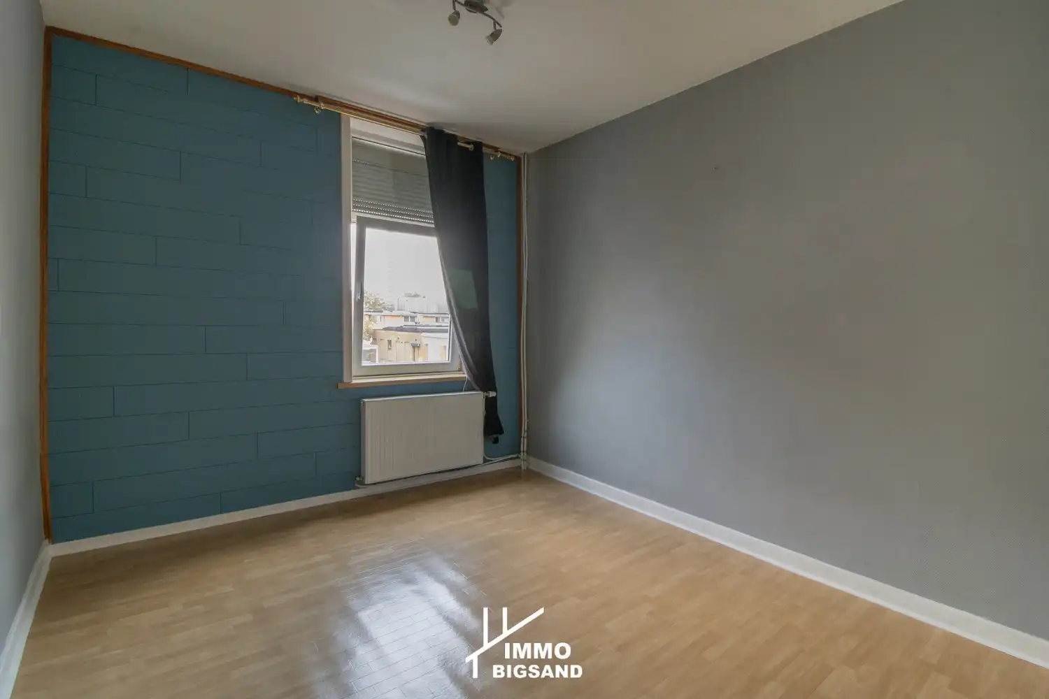 Volledig gerenoveerde woning te koop met 3 slaapkamers te Kortrijk foto 9