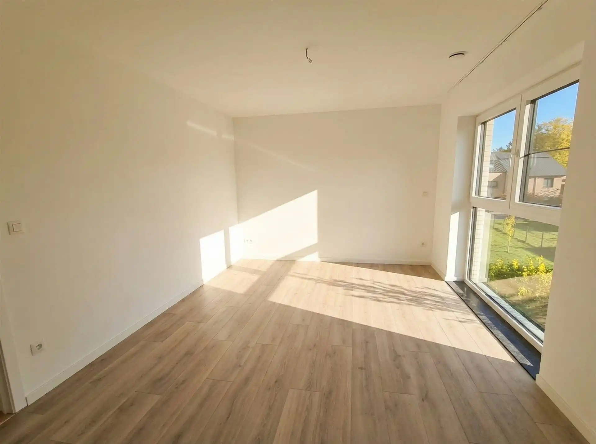 Vrijstaande gezinswoning met tuin in rustige omgeving. foto 12