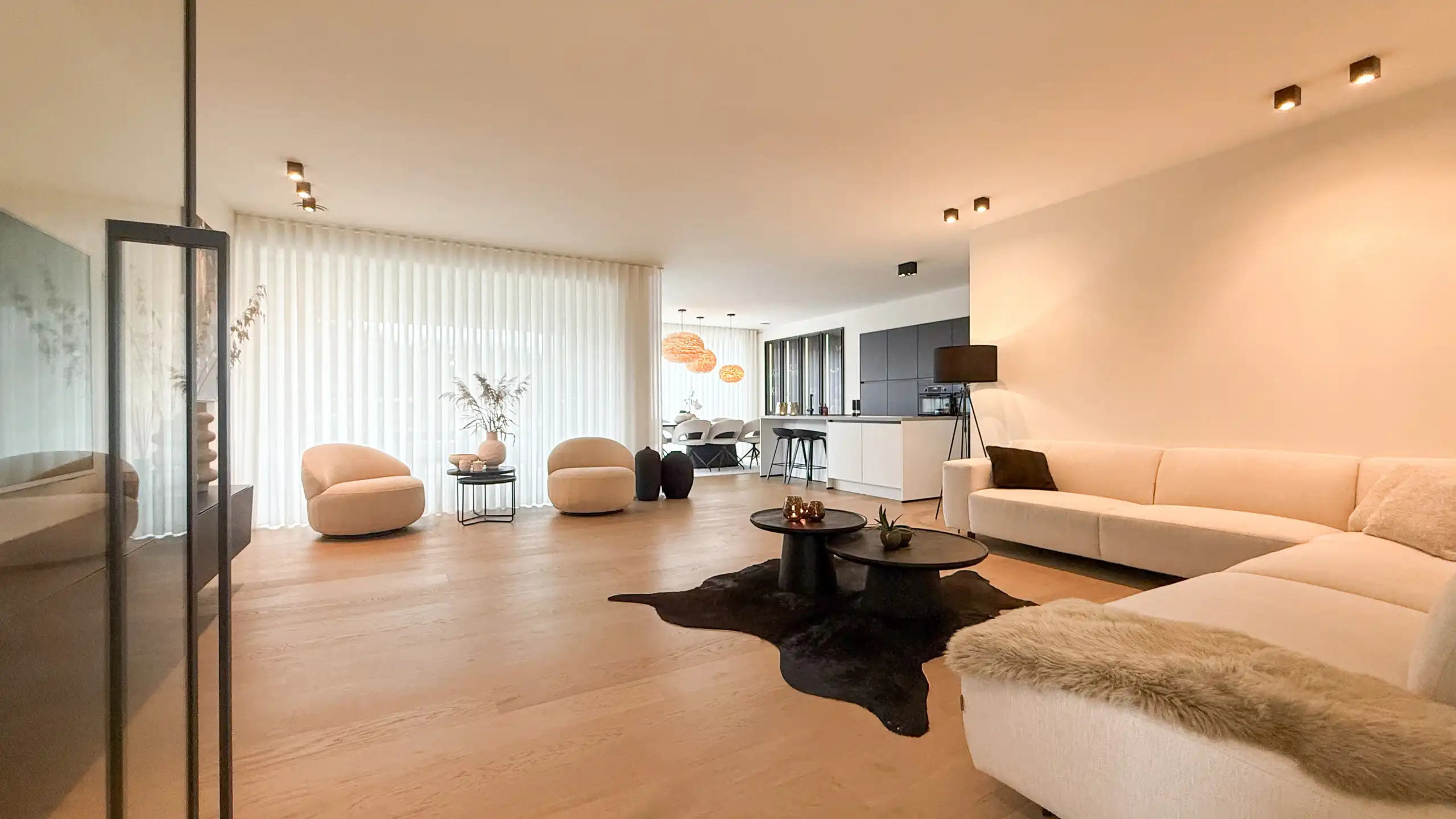 Luxueuze nieuwbouwwoning uit 2023 met E-peil 13 te Paal! foto 2