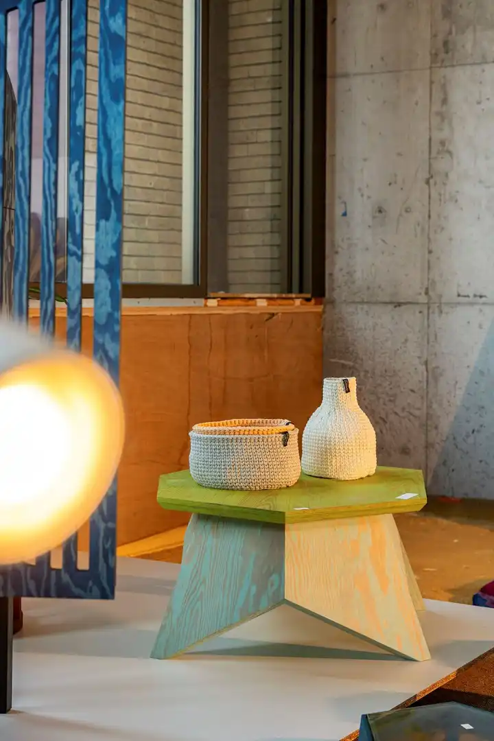 Unieke casco handelsruimte van 275m² met terras op een topligging aan de Broeltorens in Kortrijk foto 12