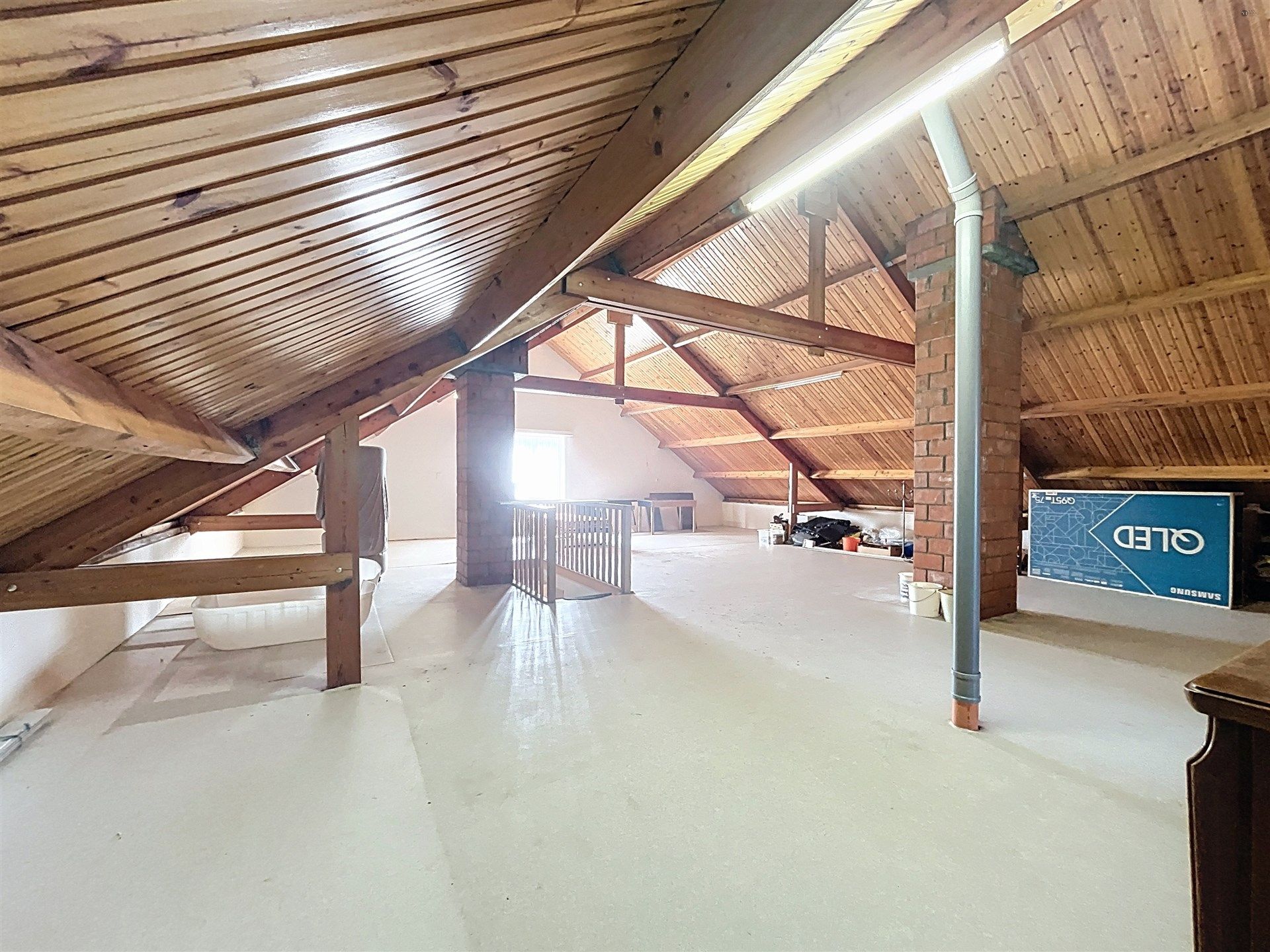 Open bebouwing/bungalow met garage op perceel van 1038m² foto 16