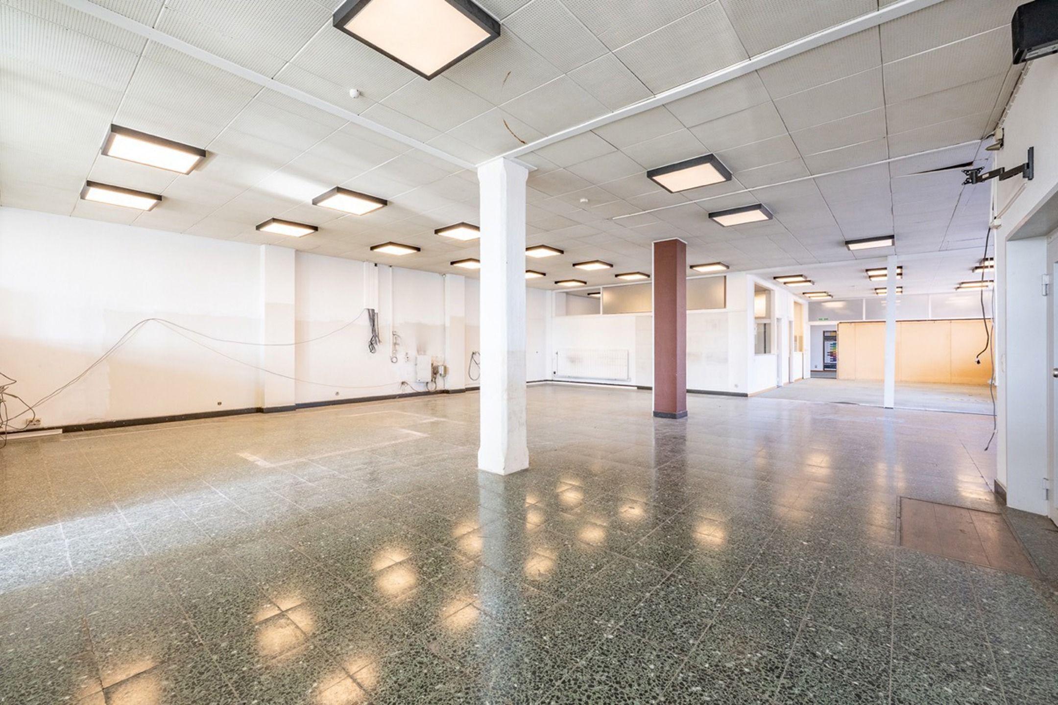 Te Koop Royale Kantoorgebouw/Pakhuis te Antwerpen-Noord foto 13