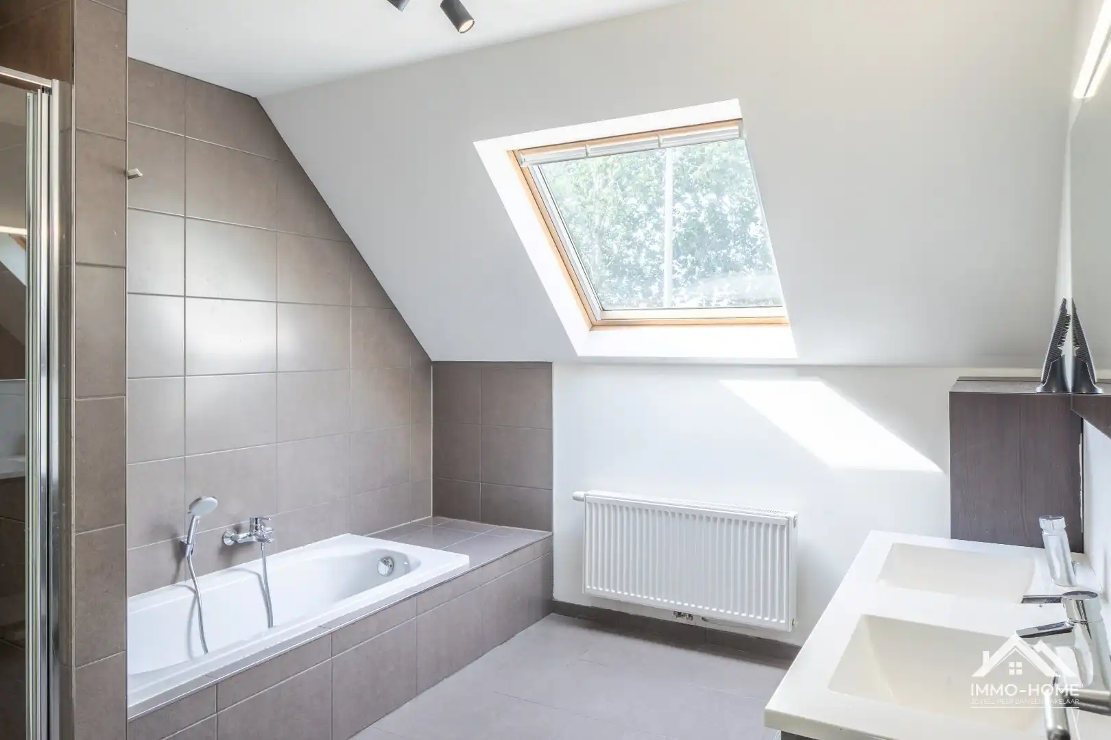 Recente HOB op een topligging in Zelzate!  foto 7