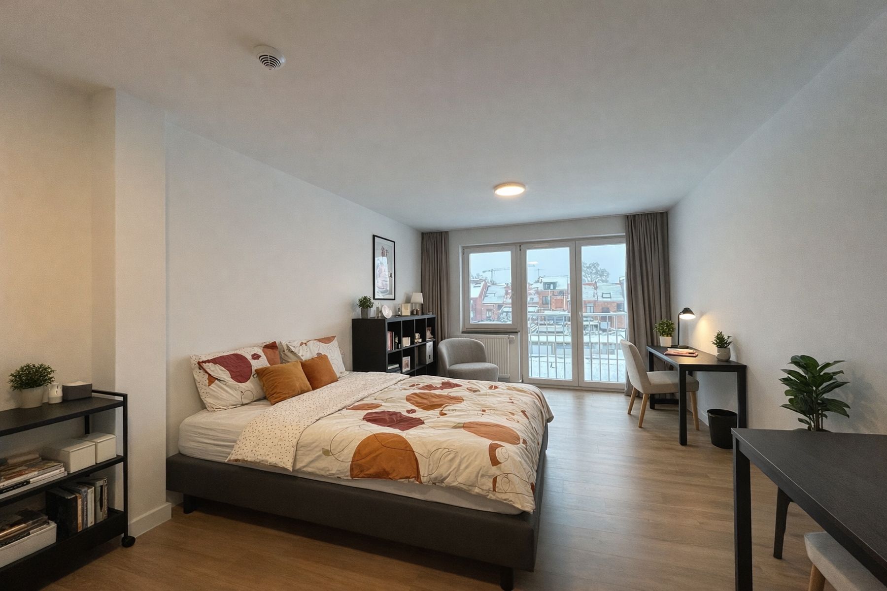 Uiterst ruime studentenkamer privatief sanitair foto {{pictureIndex}}