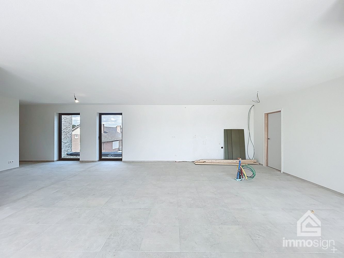 Instapklaar nieuwbouw appartement met 2 slaapkamers, terras, autostaanplaats en berging te Kinrooi foto 9