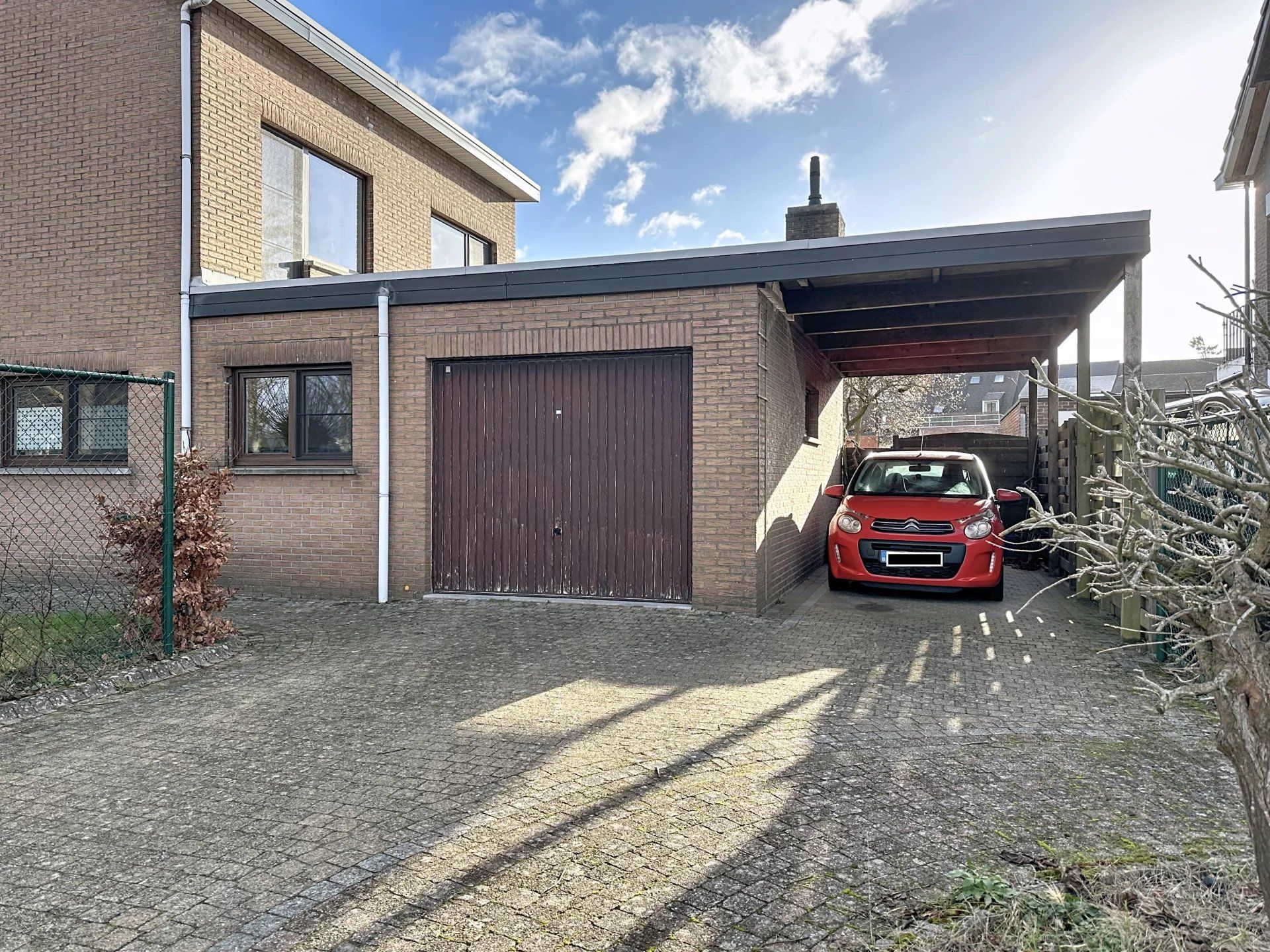 Recent gerenoveerde woning met 3 ruime slaapkamers en kleine tuin vlakbij het centrum. foto 34