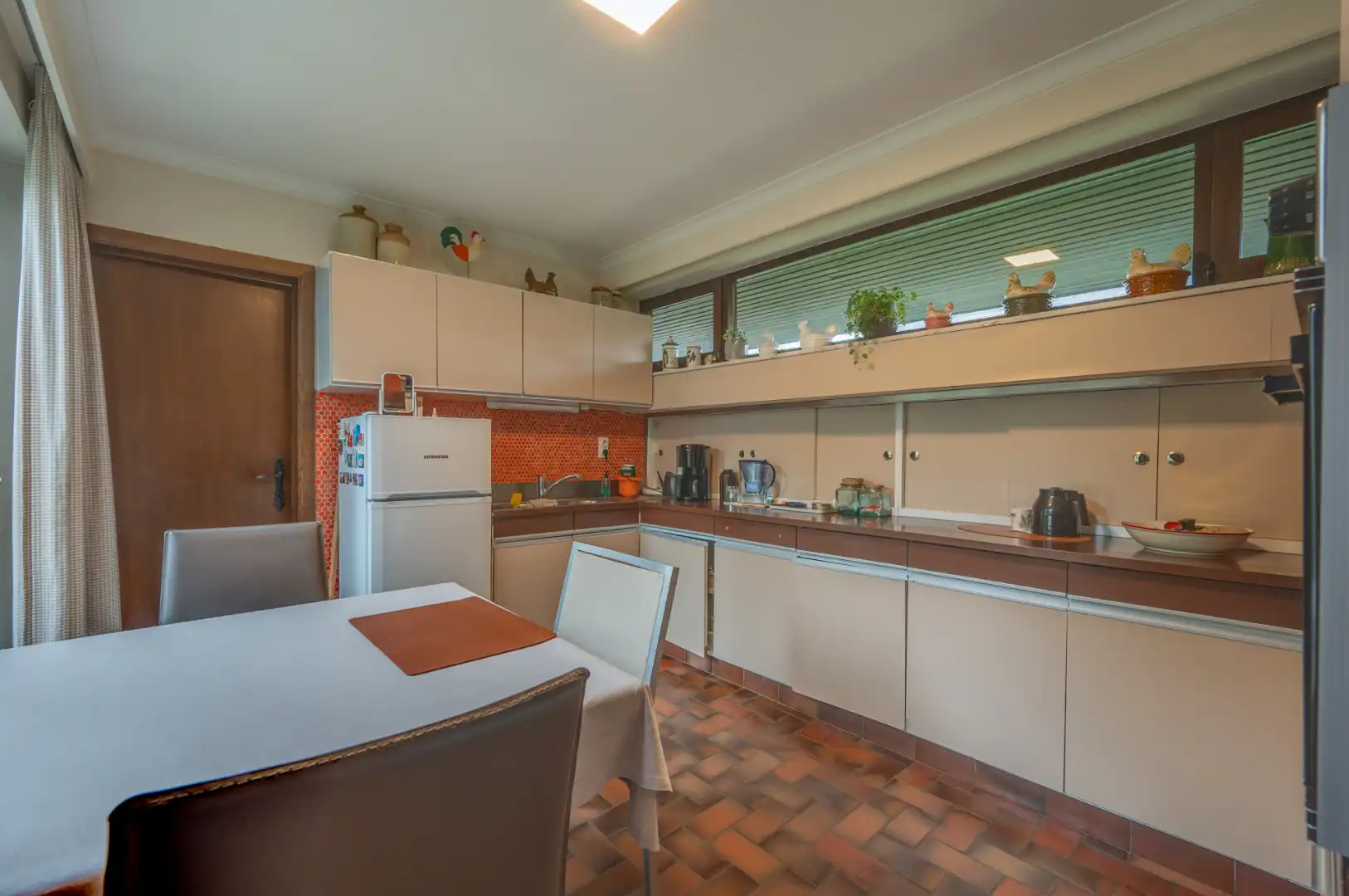 Karaktervolle, alleenstaande woning in Sint-Andries! foto 5