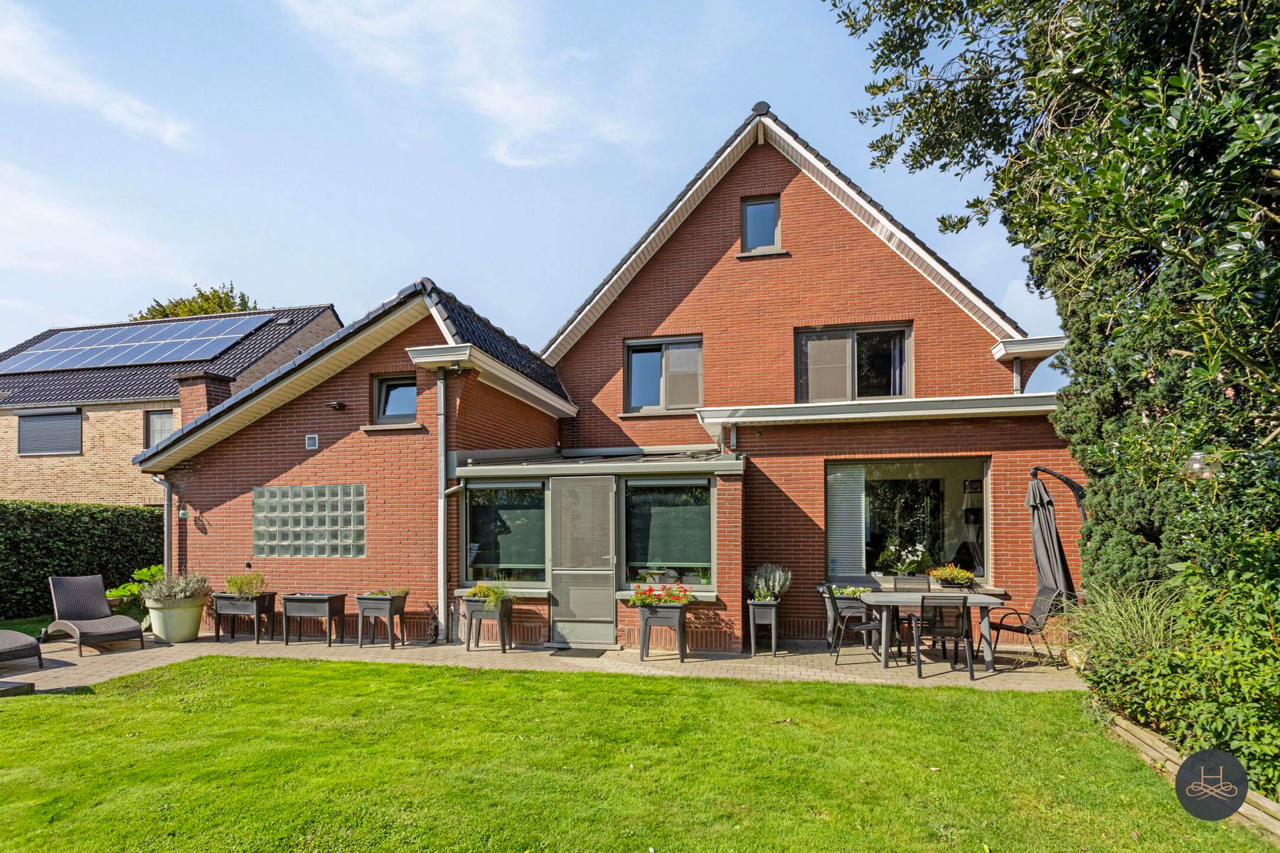 Ruime instapklare woning op schitterende locatie foto 28