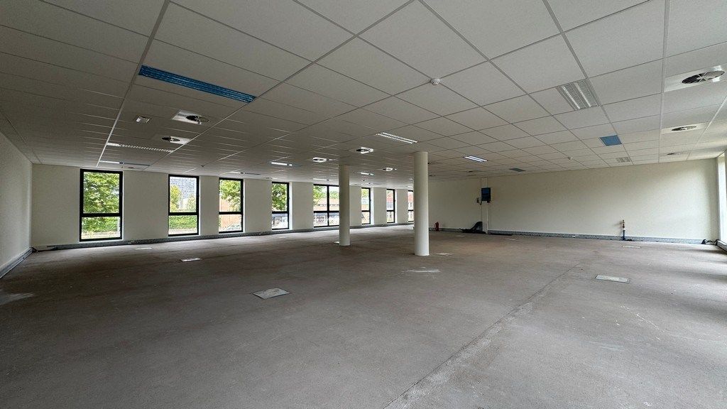 Moderne kantoren te huur in Zuidas A12 te Wilrijk foto 3